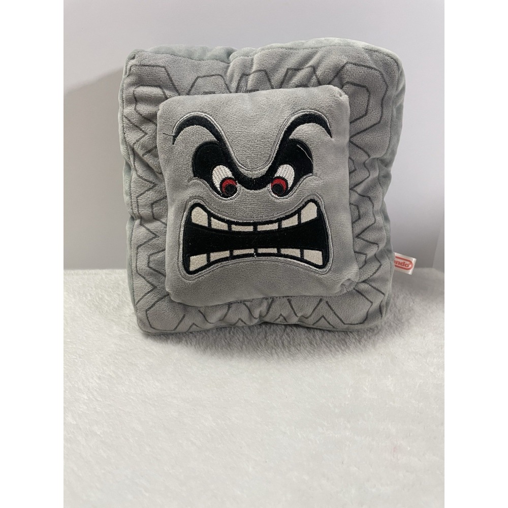 Vintage‎ Nintendo Super Mario Thwomp 8" Plush Stuffed Toy